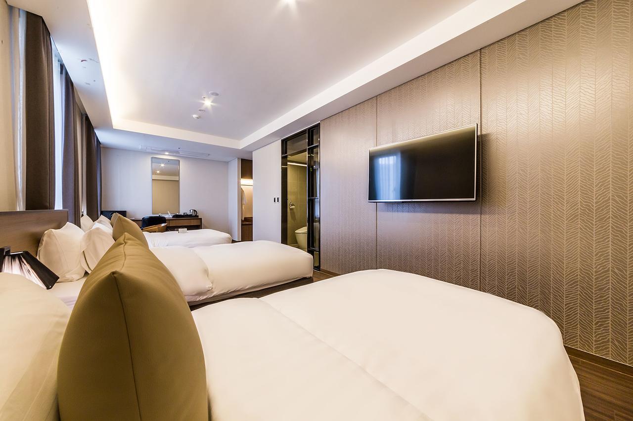 Wd Hotel Seoul Exterior photo